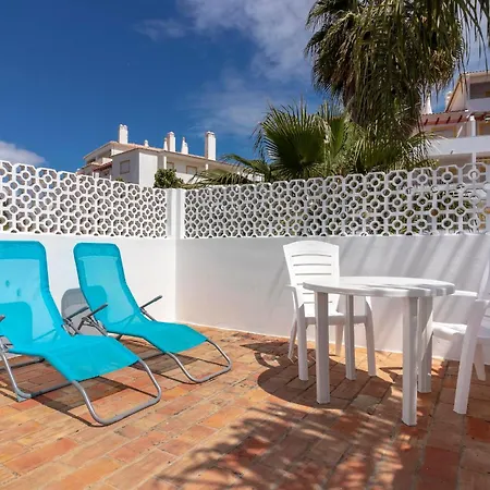 Oasis Hidden Gem Heart Of Village Pool Courtyard