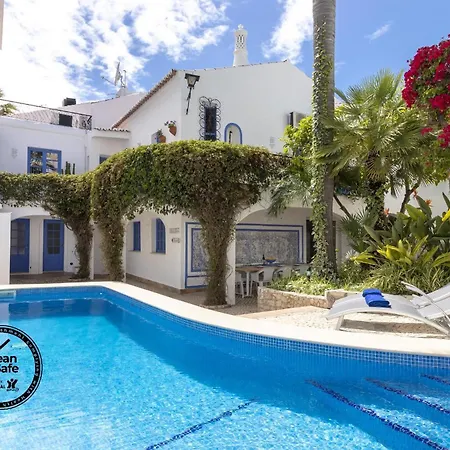 Villa Oasis Hidden Gem Heart Of Village Pool Courtyard Carvoeiro (Lagoa)