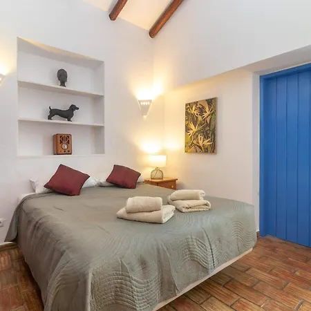 Villa Oasis Hidden Gem Heart Of Village Pool Courtyard Carvoeiro (Lagoa)