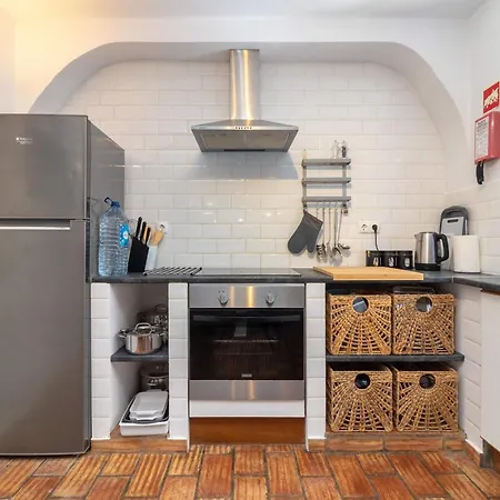 Villa Oasis Hidden Gem Heart Of Village Pool Courtyard *