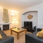 Oasis Hidden Gem Heart Of Village Pool Courtyard *