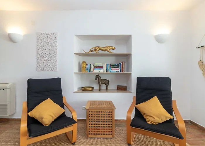 Willa Oasis Hidden Gem Heart Of Village Pool Courtyard Carvoeiro (Lagoa)